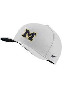 Michigan Wolverines Nike Swoosh Flex Flex Hat - White