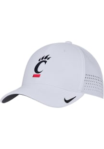 Cincinnati Bearcats Nike Club Swooshflex Flex Hat - White