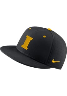 Nike Iowa Hawkeyes Mens Black Aero True On-Field Baseball Fitted Hat