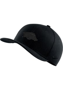 Nike Arkansas Razorbacks Mens Black Triple Black Tonal Swoosh Flex Hat