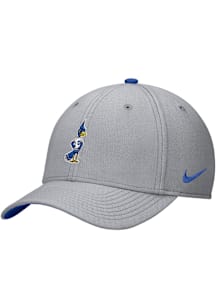 Nike Creighton Bluejays Mens Grey RETRO SWOOSH Flex Hat