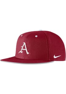 Nike Arkansas Razorbacks Mens Cardinal Pro Flat Brim Round Visor Aero Perf Fitted Hat