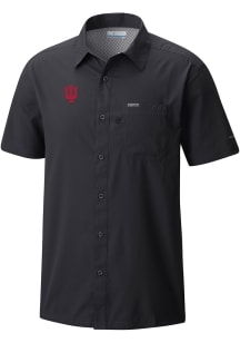 Mens Indiana Hoosiers Black Columbia Heat Seal Slack Tide Camp Short Sleeve Dress Shirt
