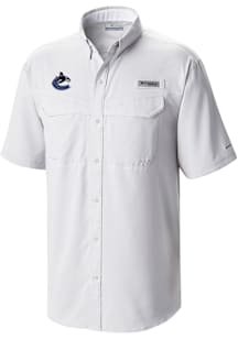 Columbia Vancouver Canucks Mens White Heat Seal Low Drag Offshore Short Sleeve Dress Shirt