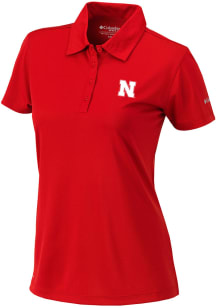 Womens Nebraska Cornhuskers Red Columbia Heat Seal Birdie Polo Short Sleeve Polo Shirt