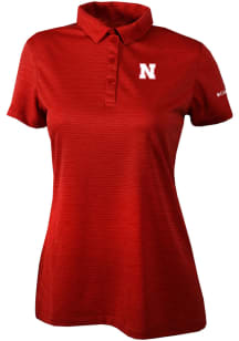 Womens Nebraska Cornhuskers Red Columbia Heat Seal Set II Short Sleeve Polo Shirt