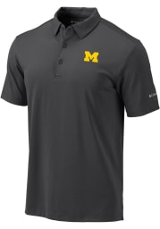 Columbia Michigan Wolverines Mens Charcoal Drive Short Sleeve Polo