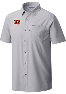 Columbia Cincinnati Bengals Mens Grey Heat Seal Slack Tide Camp Short Sleeve Dress Shirt