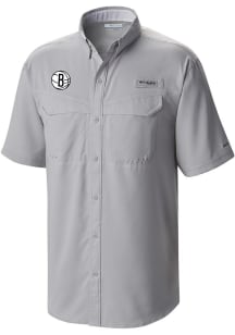 Columbia Brooklyn Nets Mens Grey Heat Seal Low Drag Offshore Short Sleeve Dress Shirt