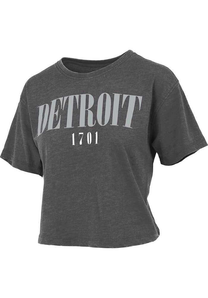 Detroit Women's Stonewash Denim Box Wordmark Cropped Short Sleeve T-Shirt