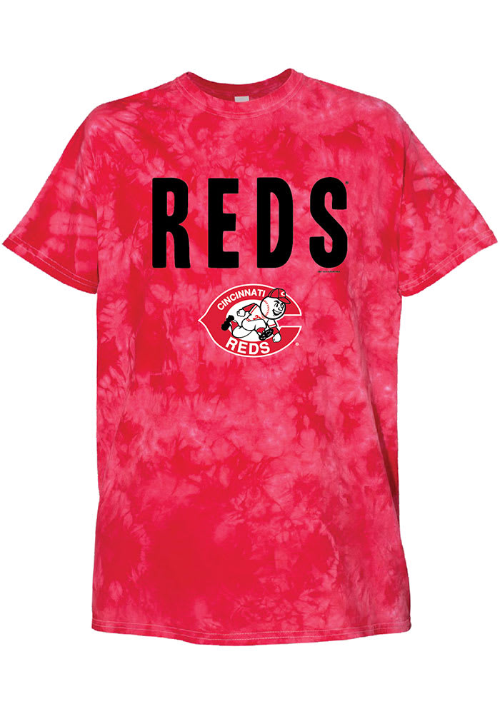 Cincinnati Reds Womens Red Curvy Short Sleeve T-Shirt