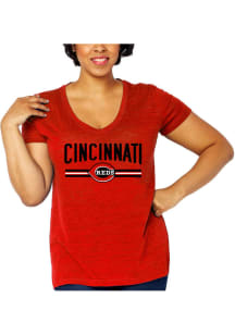 Cincinnati Reds Womens Red Curvy Short Sleeve T-Shirt