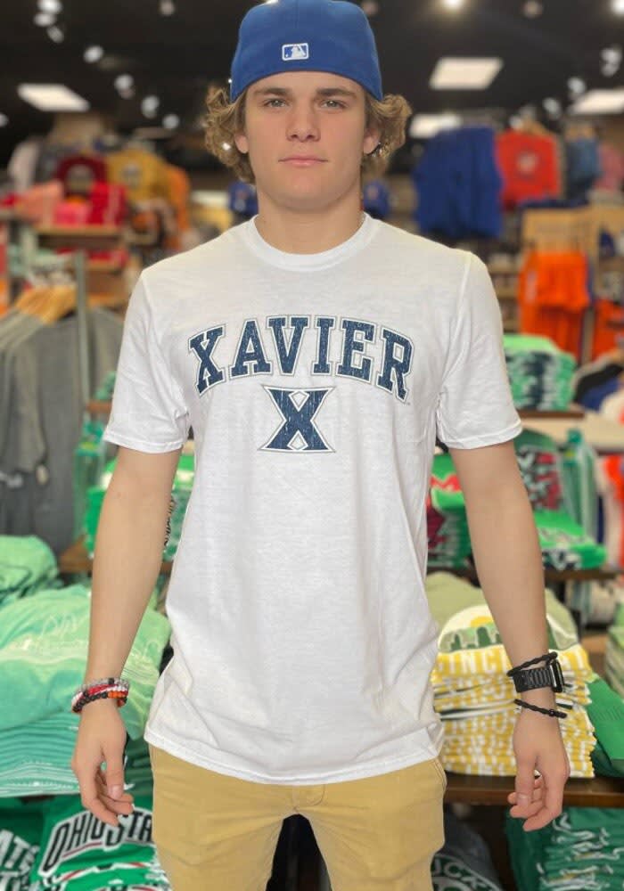 Xavier Musketeers White Midsize Distressed Short Sleeve T Shirt