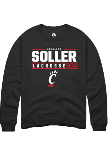 Caroline Soller  Rally Cincinnati Bearcats Mens Black NIL Stacked Box Long Sleeve Crew Sweatshir..