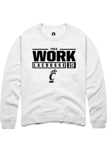 Thea Work Rally Mens White Cincinnati Bearcats NIL Stacked Box Crew Sweatshirt