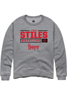 Ethan Stiles Rally Mens Graphite Nebraska Cornhuskers NIL Stacked Box Crew Sweatshirt