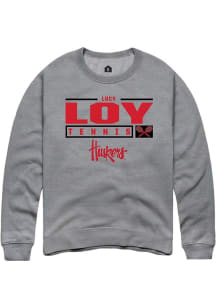 Lucy Loy Rally Mens Graphite Nebraska Cornhuskers NIL Stacked Box Crew Sweatshirt