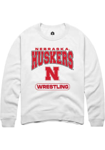 Rally Nebraska Cornhuskers Mens White Wrestling Long Sleeve Crew Sweatshirt