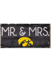 Iowa Hawkeyes Mr and Mrs Sign