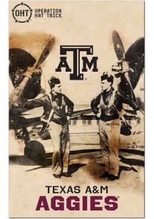 Texas A&amp;M Aggies Twin Pilots Sign