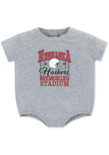 Baby  Nebraska Cornhuskers Primary Logo Short Sleeve One Piece