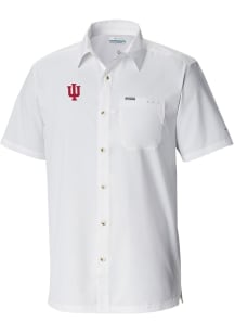 Mens Indiana Hoosiers White Columbia Heat Seal Slack Tide Camp Short Sleeve Dress Shirt