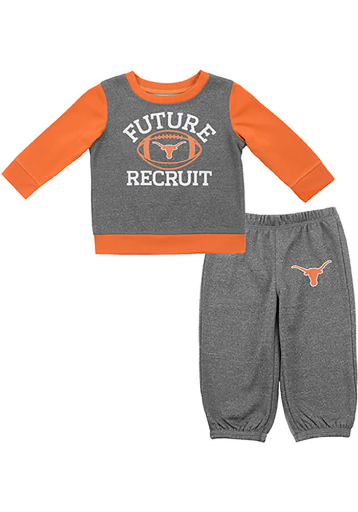 Texas Longhorns Infant Grey Buster Set Top and Bottom