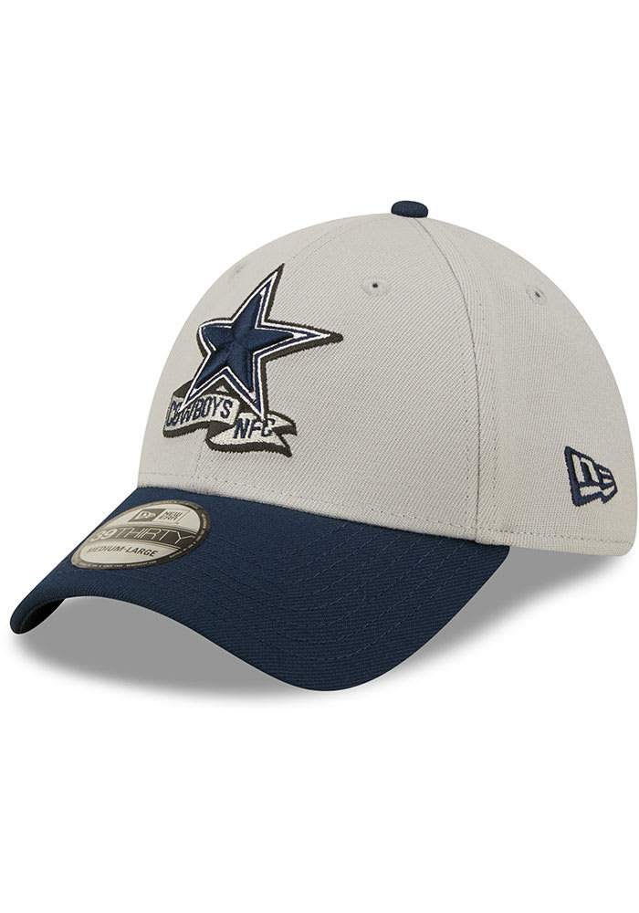 New Era Dallas Cowboys Mens Grey Alt 2022 Sideline 39THIRTY Flex Hat