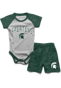 Infant Green Michigan State Spartans Cloudy Yarn SS Short Top and Bottom Set
