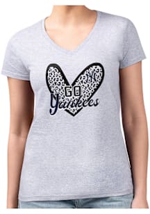 4Her New York Yankees Womens Grey Leopard Heart Fitted Design Short Sleeve T-Shirt