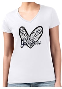 4Her New York Yankees Womens White Leopard Heart Fitted Design Short Sleeve T-Shirt