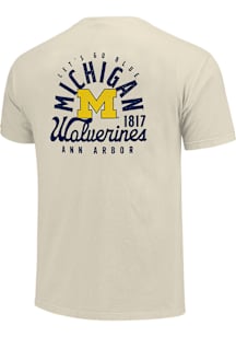 Michigan Wolverines Ivory 0 Mascot Overlay Short Sleeve T Shirt