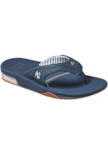 New York Yankees Kids Fanning Youth Slippers