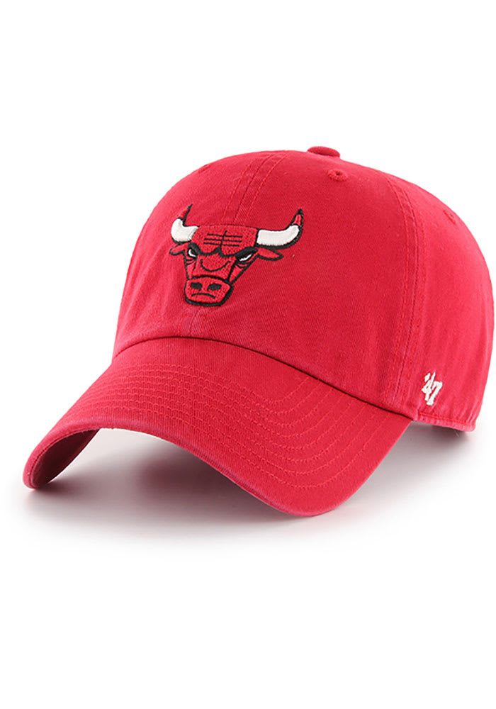 47 Chicago Bulls Clean Up Adjustable Hat - Red