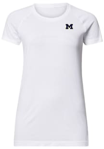 lululemon Michigan Wolverines Womens White Swiftly 2.0 T-Shirt