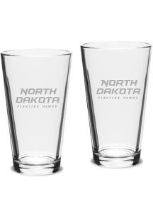 North Dakota Fighting Hawks Hand Etched Crystal Set of 2 16oz Pub Pint Glass