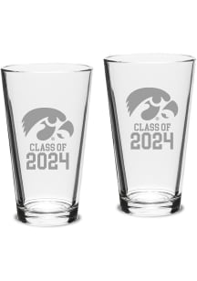 Iowa Hawkeyes Class of 2024 Hand Etched Crystal 2 Piece Pint Glass