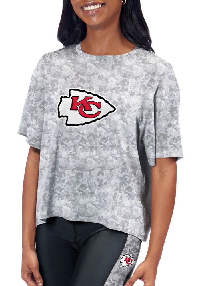 Certo Kansas City Chiefs Women's Grey Turnout Short Sleeve T-Shirt, Grey, 82% Polyester / 18% SPANDEX, Size S, Rally House