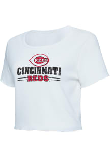 Cincinnati Reds Womens White Scalloped Short Sleeve T-Shirt