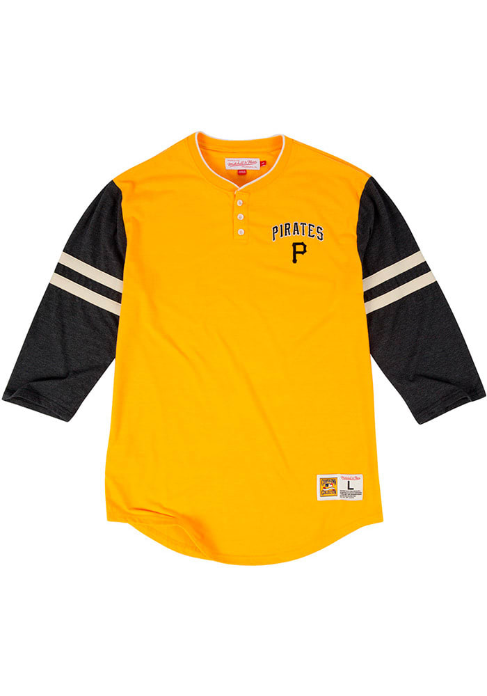 Mitchell and Ness Pittsburgh Pirates Gold Home Stretch Long Sleeve Fashion T Shirt