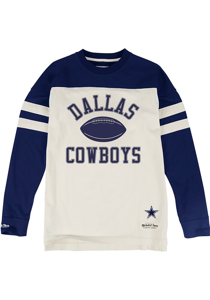 Mitchell and Ness Cowboys Swing Pass Long Sleeve Fashion T Shirt