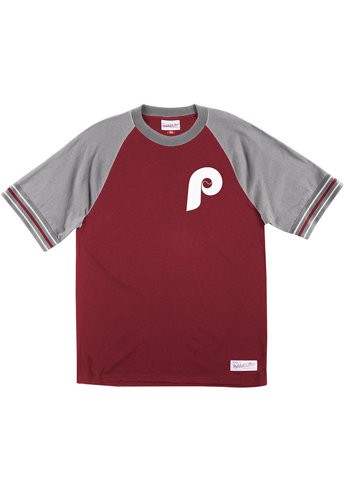 Mitchell & Ness Philadelphia Phillies Men's Team Captain T-Shirt