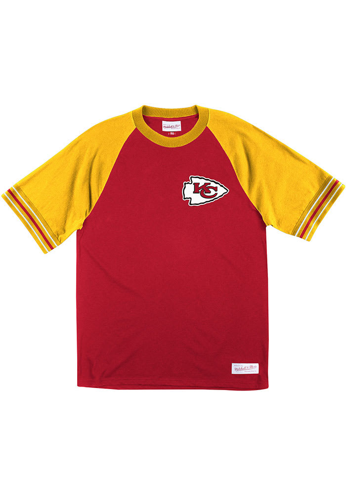 Mitchell and Ness Kansas City Chiefs Red Team Captain Short Sleeve Fashion T Shirt