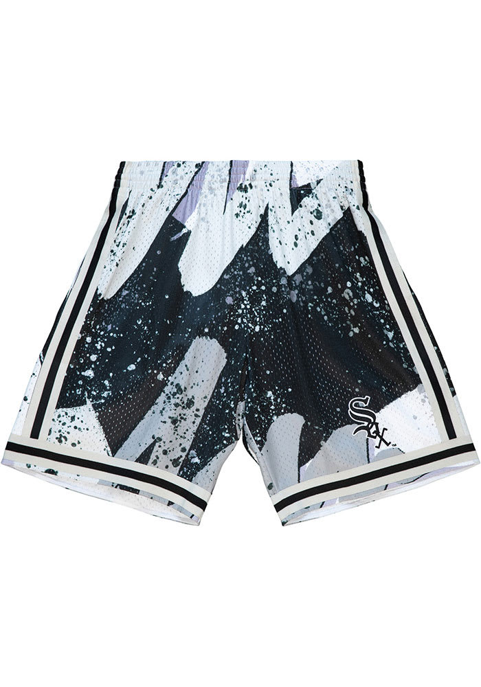 Mitchell and Ness Chicago White Sox Mens Black Hyper Hoops Shorts
