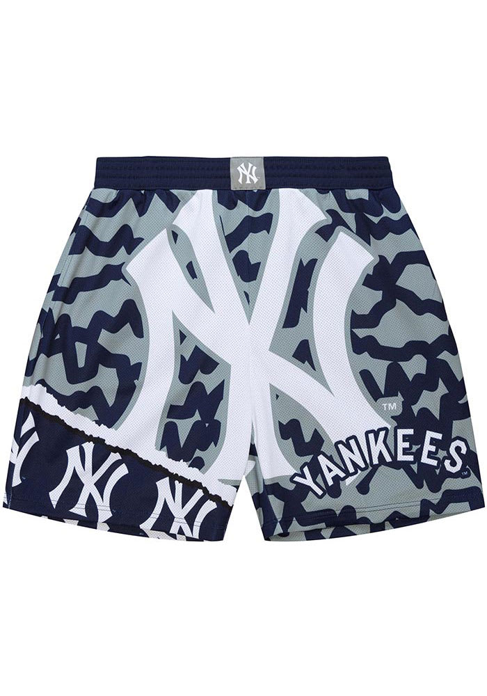 Mitchell and Ness New York Yankees Mens Grey Jumbotron 2.0 Sublimated Shorts