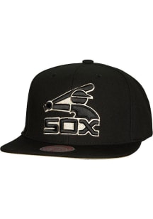 Mitchell and Ness Chicago White Sox Black Team Classic Cooperstown Cream UV Snap Mens Snapback H..