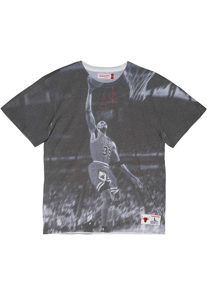Scottie Pippen Chicago Bulls Black Above the Rim Short Sleeve Fashion Player T Shirt