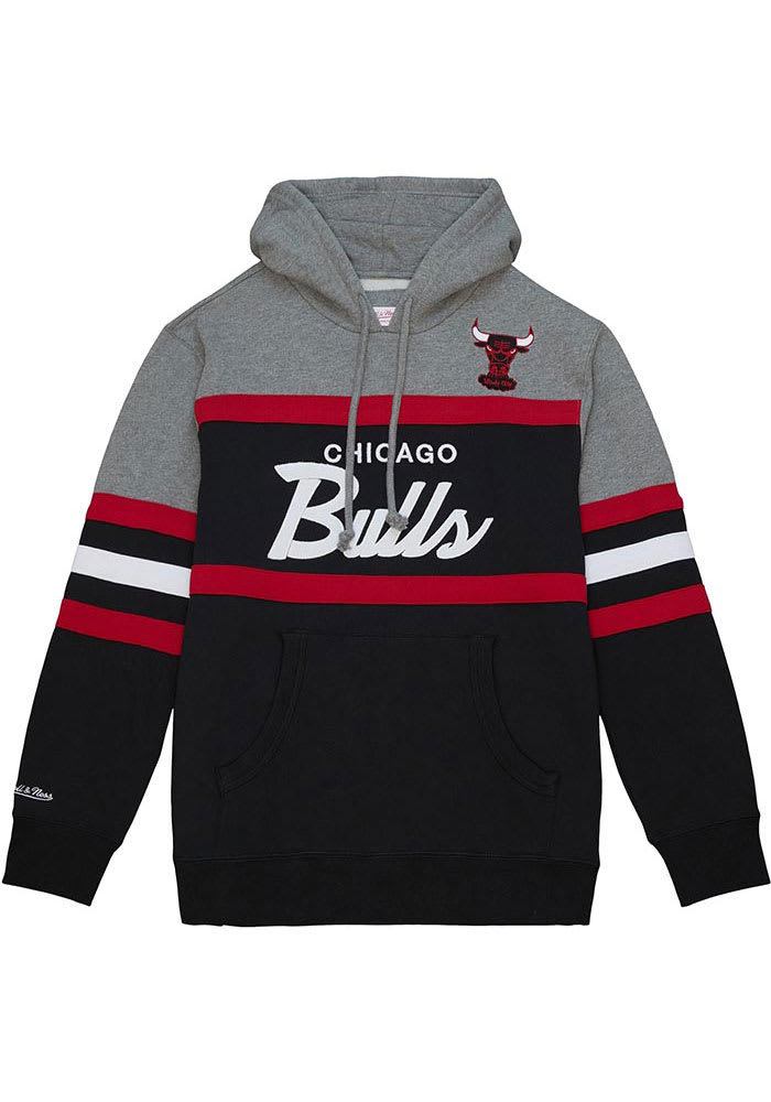 Mitchell & Ness Men's Chicago Bulls Head Coach Hoodie Black