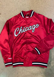 Mitchell and Ness Chicago Bulls Mens Red Double Clutch Satin Light Weight Jacket