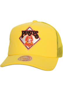 Mitchell and Ness Pittsburgh Pirates Curveball Trucker Adjustable Hat - Yellow